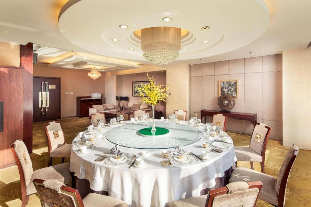Ramada Plaza Shenyang Citycenter Экстерьер фото