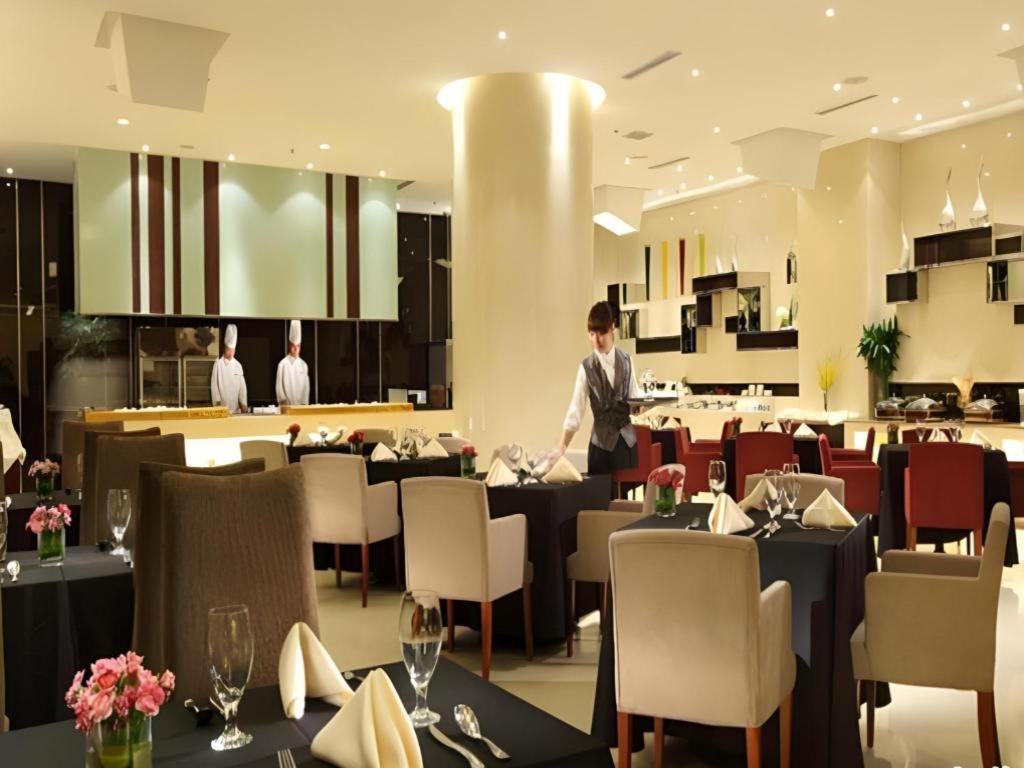 Ramada Plaza Shenyang Citycenter Экстерьер фото